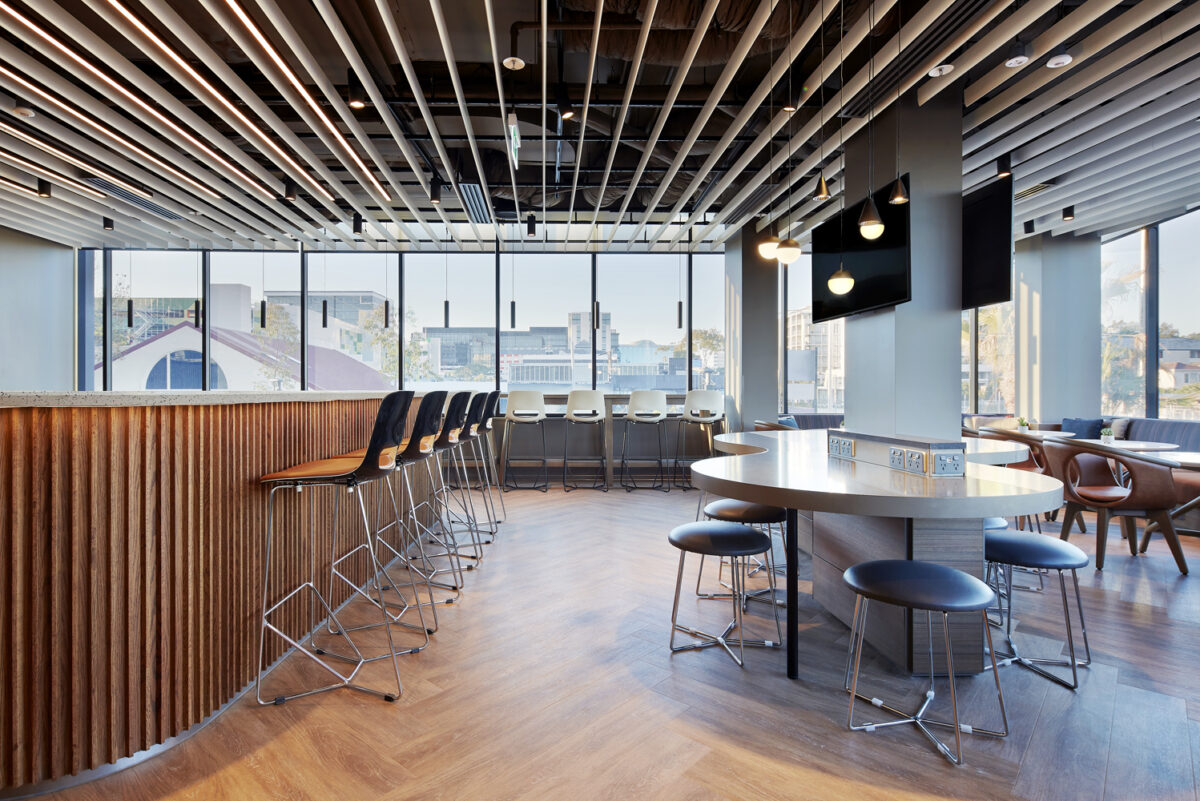 Holiday Inn Express Sydney Airport Proinvest Group Holiday Inn Express Sydney Airport Proinvest Group