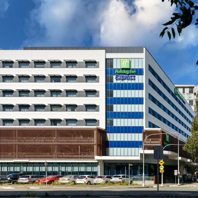 Holiday Inn Express Newcastle External scaled 1