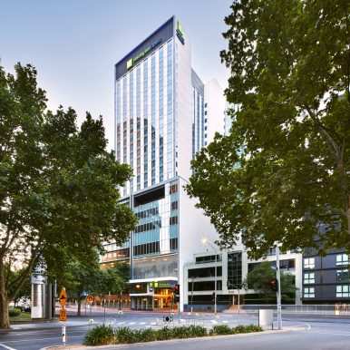 Holiday Inn Express Melbourne Southbank Exterior Day 0119